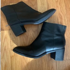Madewell leather bootie